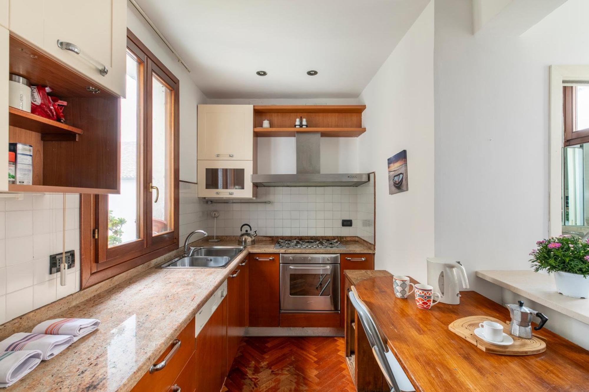 Lovely Apatment For 7 Person - Ac -wifi Apartamento Venecia